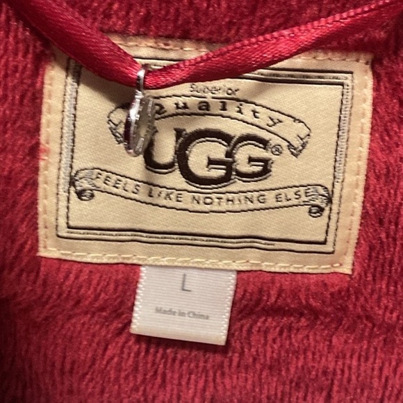 UGG maroon jacket - Picture 4 of 12